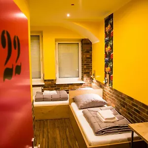 Befree - Self-service Hostal