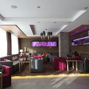Wolfs Aparts + Aparthotel